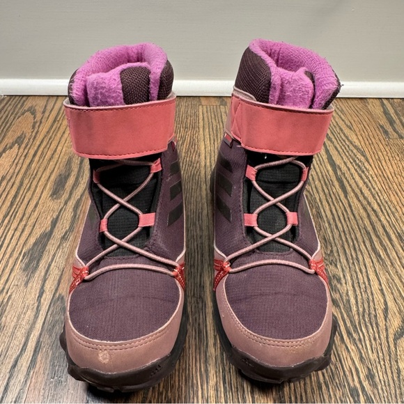 adidas kids Terrex Snow Cf R.rdy hiking shoes size 1 - Picture 2 of 7